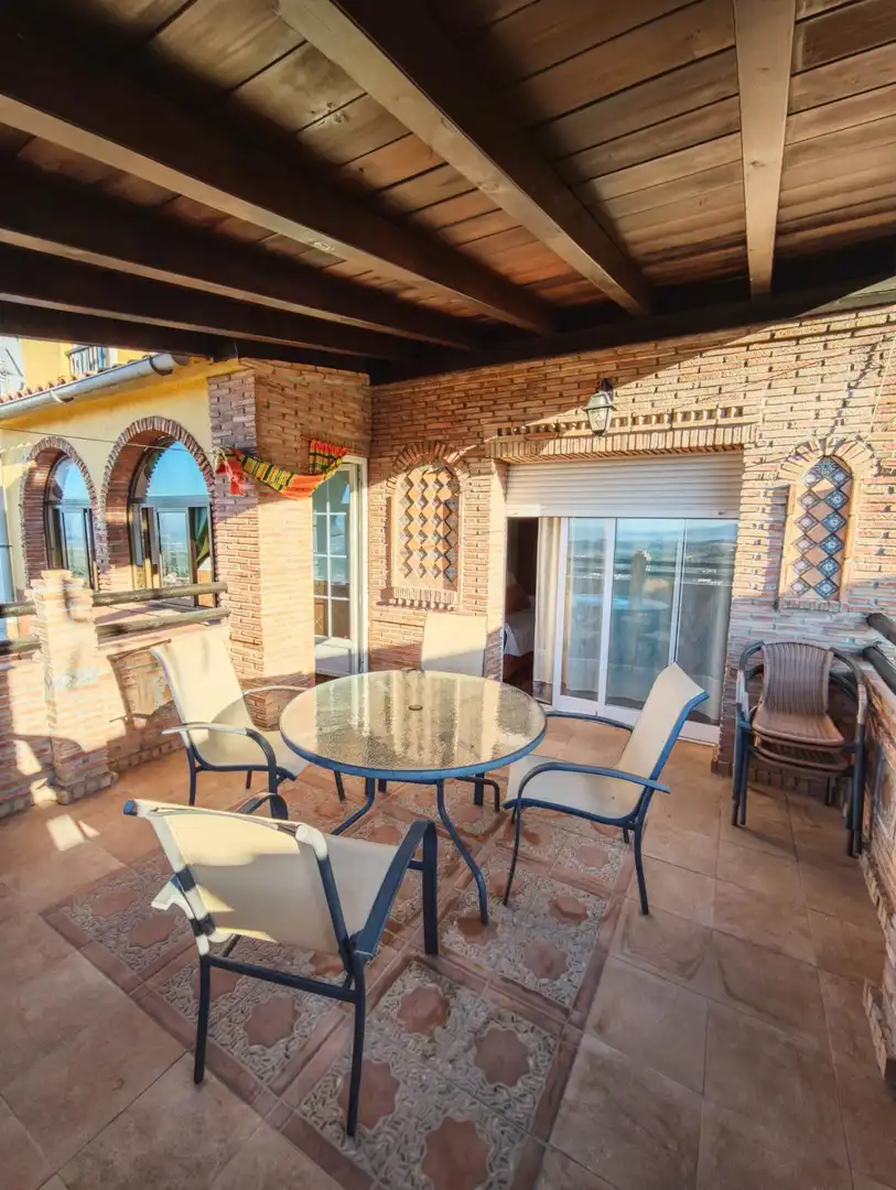 Terrasse von Einfamilien-Reihenhaus zur Miete in Alfacar, Granada