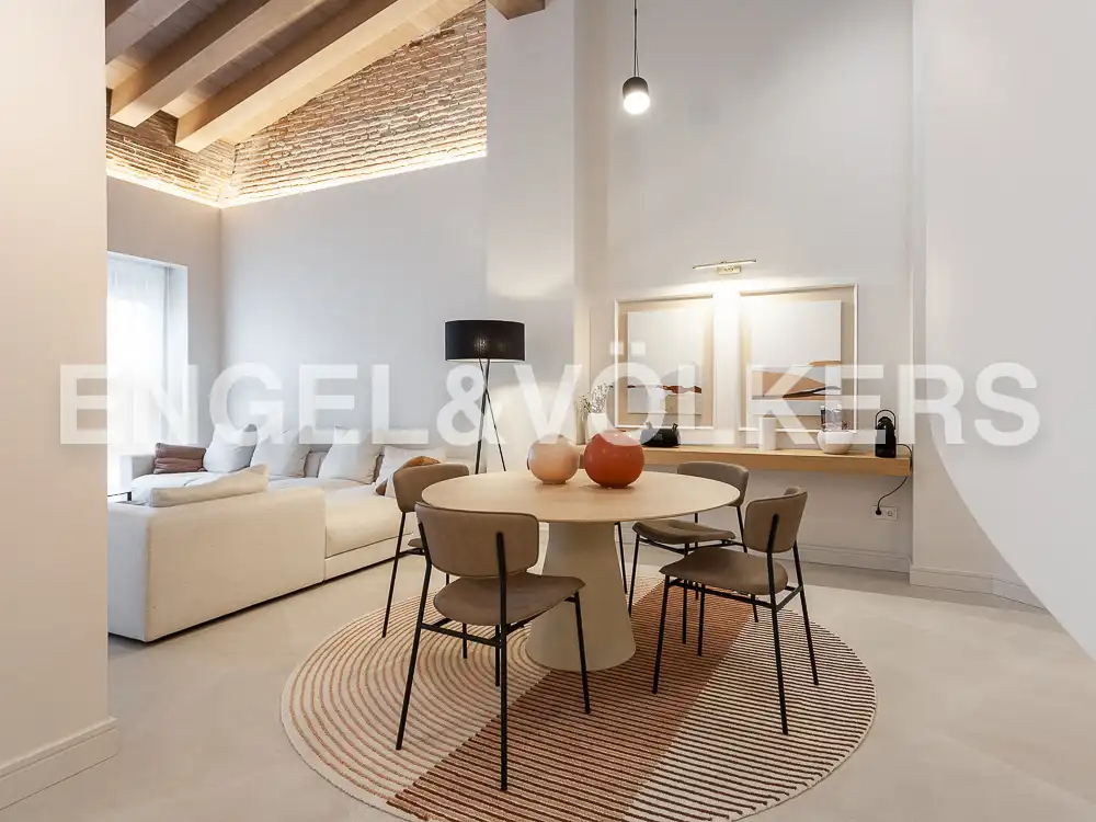 Sala d'estar de Àtic de lloguer en Valencia amb Aire condicionat, Calefacció i Terrassa