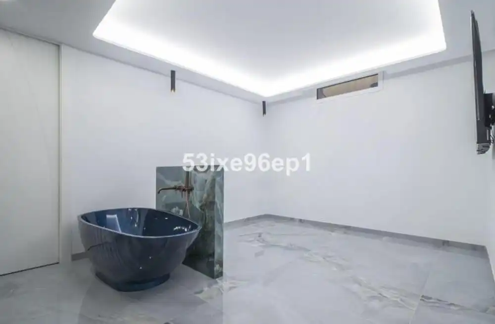 Baño de Planta baja de alquiler en Benahavís con Aire acondicionado, Terraza y Trastero