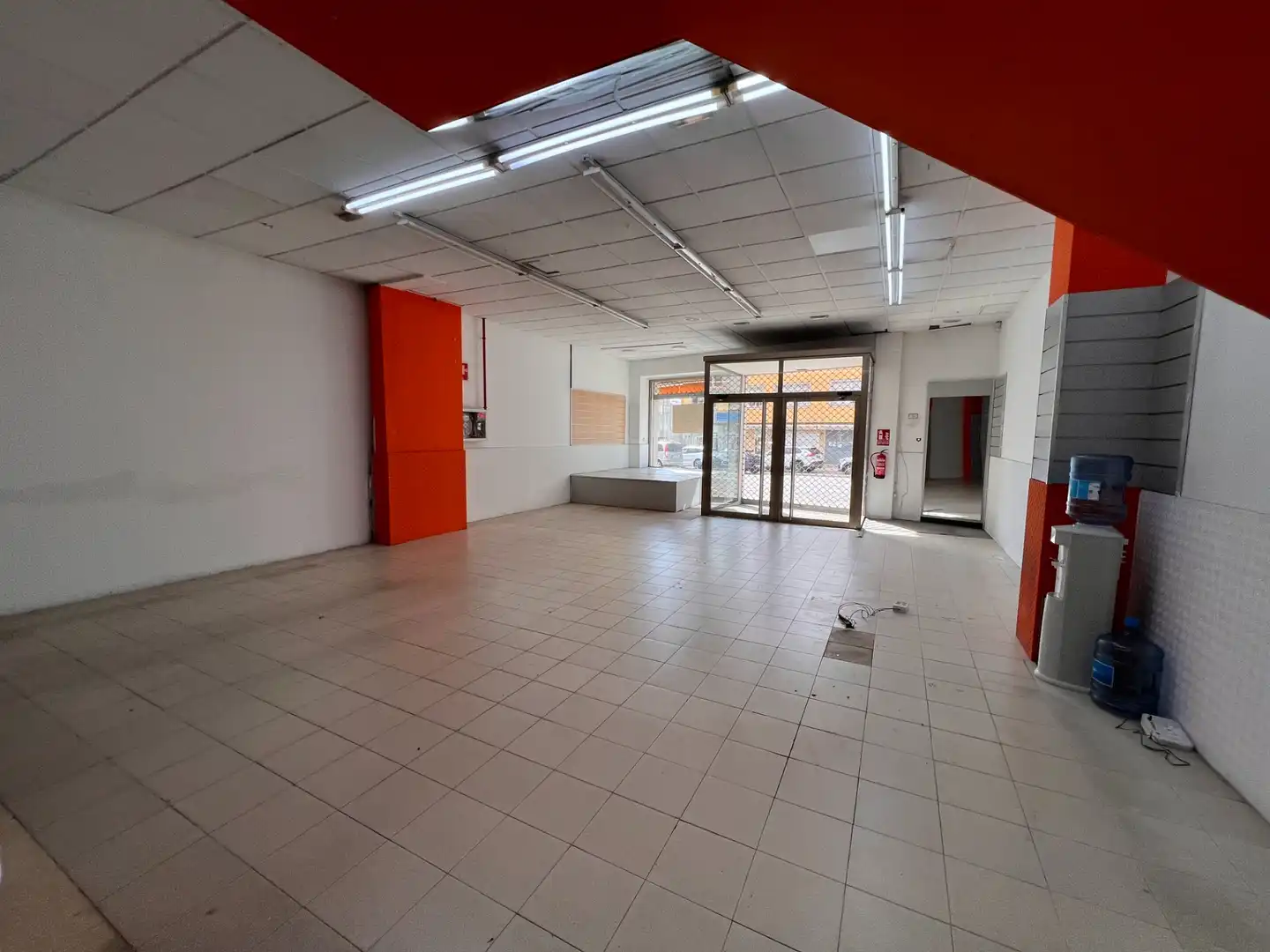Local comercial en alquiler en Avenida Fisterra 20, imagen 9