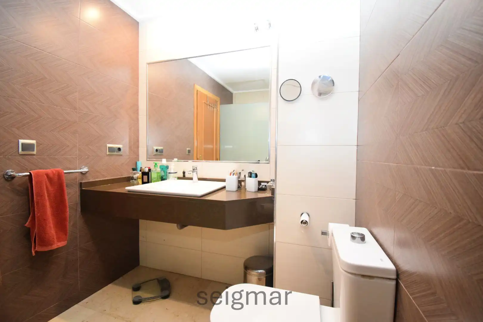 Baño de Casa adosada en venta en La Nucia con Terraza, Horno y Lavadora