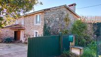Vista exterior de Casa o xalet en venda en Abegondo amb Calefacció, Jardí privat i Parquet