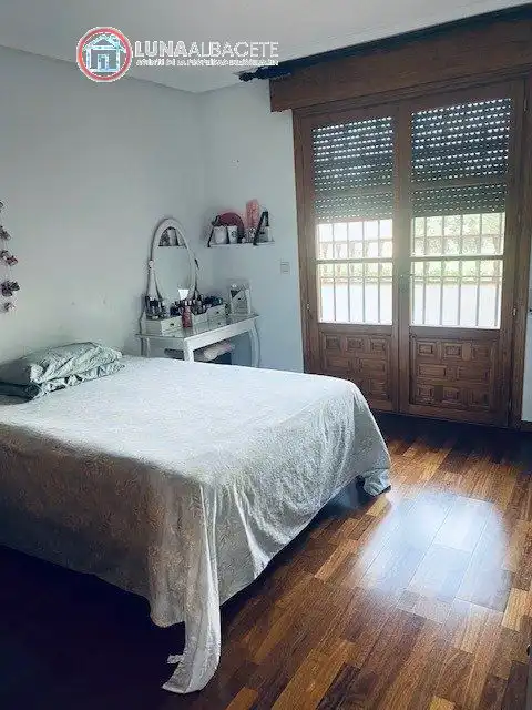 Houses for sale in Pedanías - Extrarradio