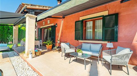 Exclusiva villa pareada con piscina y jardín en solar de 2.000m2 aprox.,