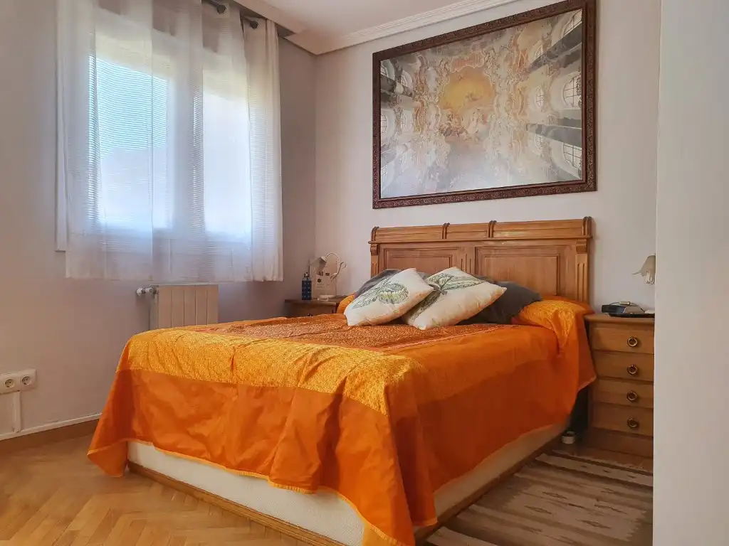 Dormitori de Casa adosada en venda en Colmenar Viejo amb Aire condicionat, Jardí privat i Terrassa
