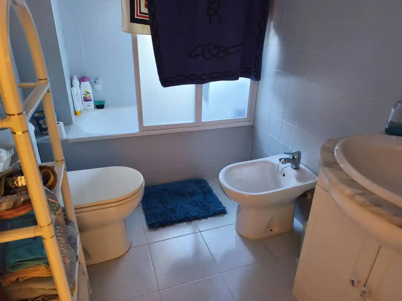 Bathroom of Houses for rent in Mengíbar  with Air Conditioner, Heating and Furnished