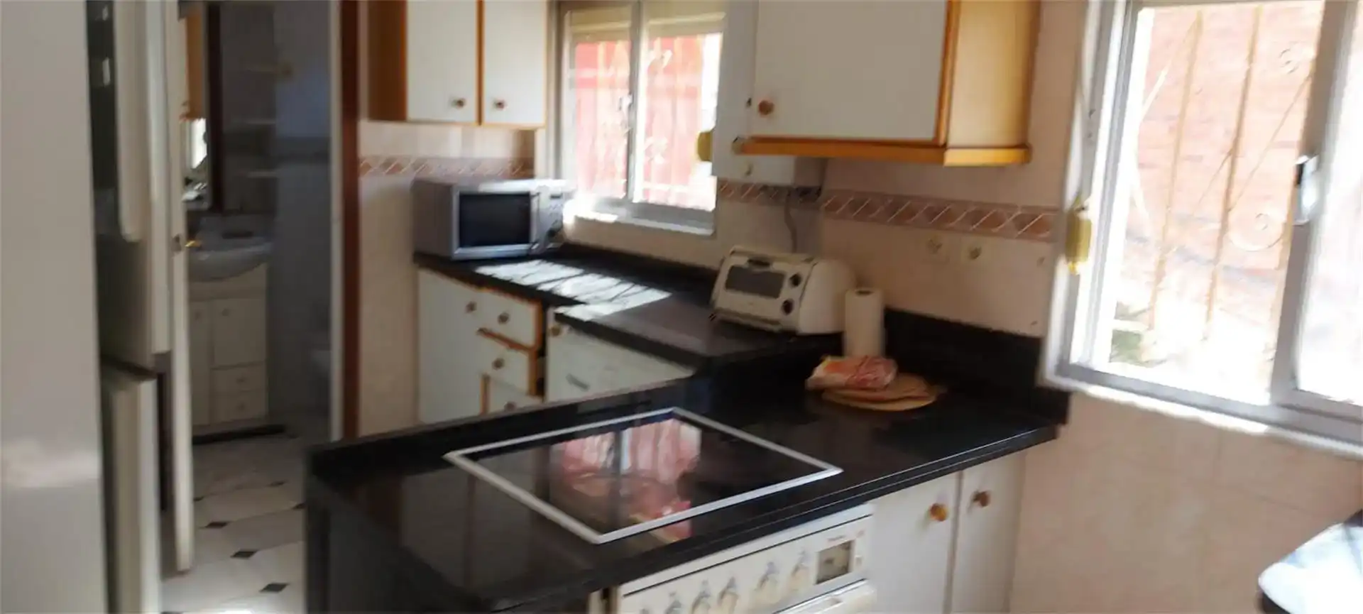 Cuina de Dúplex en venda en Ceuta amb Traster, Moblat i Forn