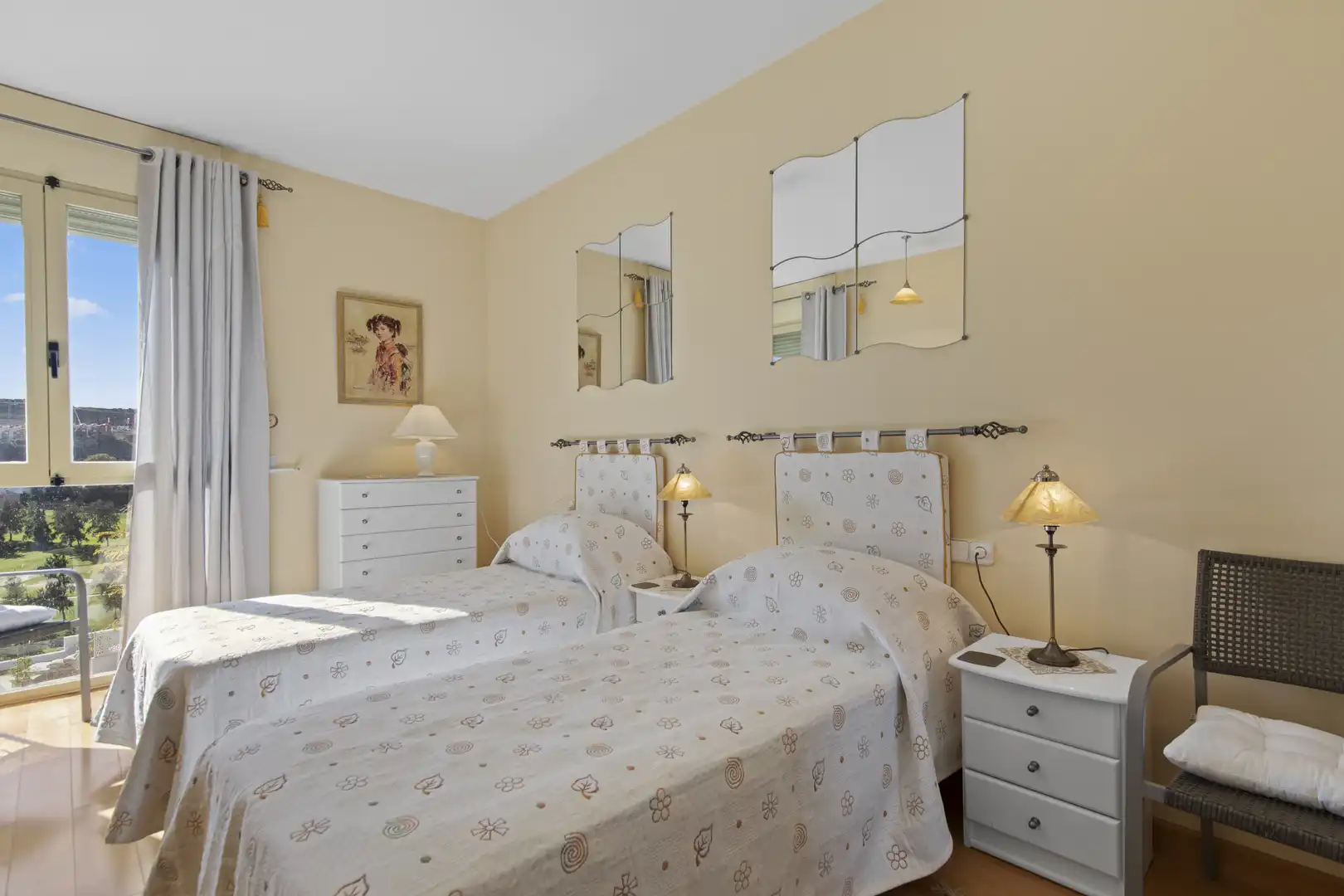 Bedroom of Houses for sale in Benahavís  with Air Conditioner, Heating and Private garden