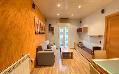 Living room of Flat for sale in  Barcelona Capital  with Air Conditioner and Balcony