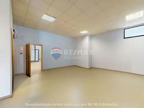 Local en venda en Vigo  amb Aire condicionat i Calefacció
