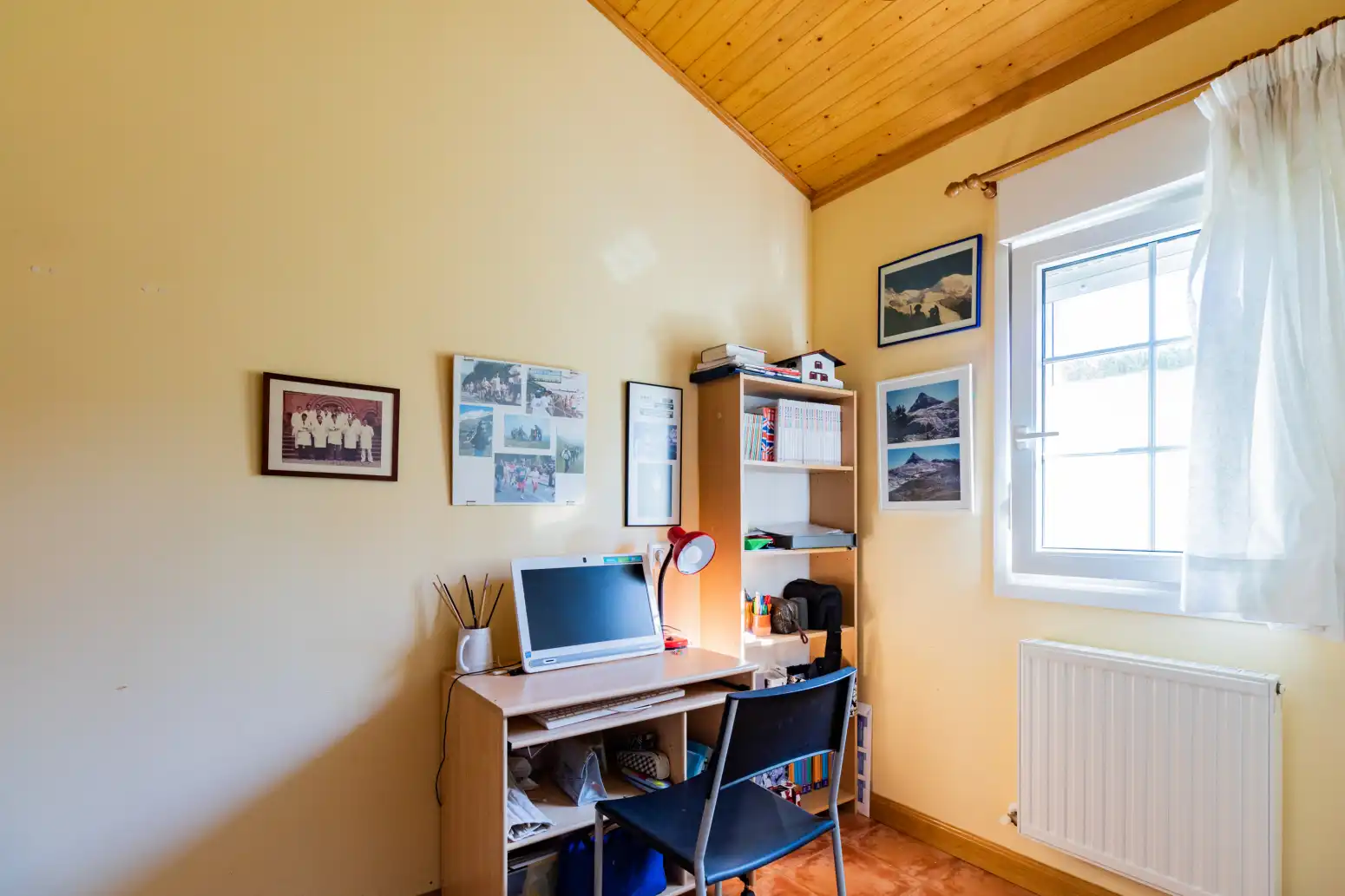 Habitación de Casa o chalet en venta en Ayegui / Aiegi con Calefacción, Trastero y Piscina