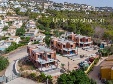 Casa con balcón en venta en La Fustera