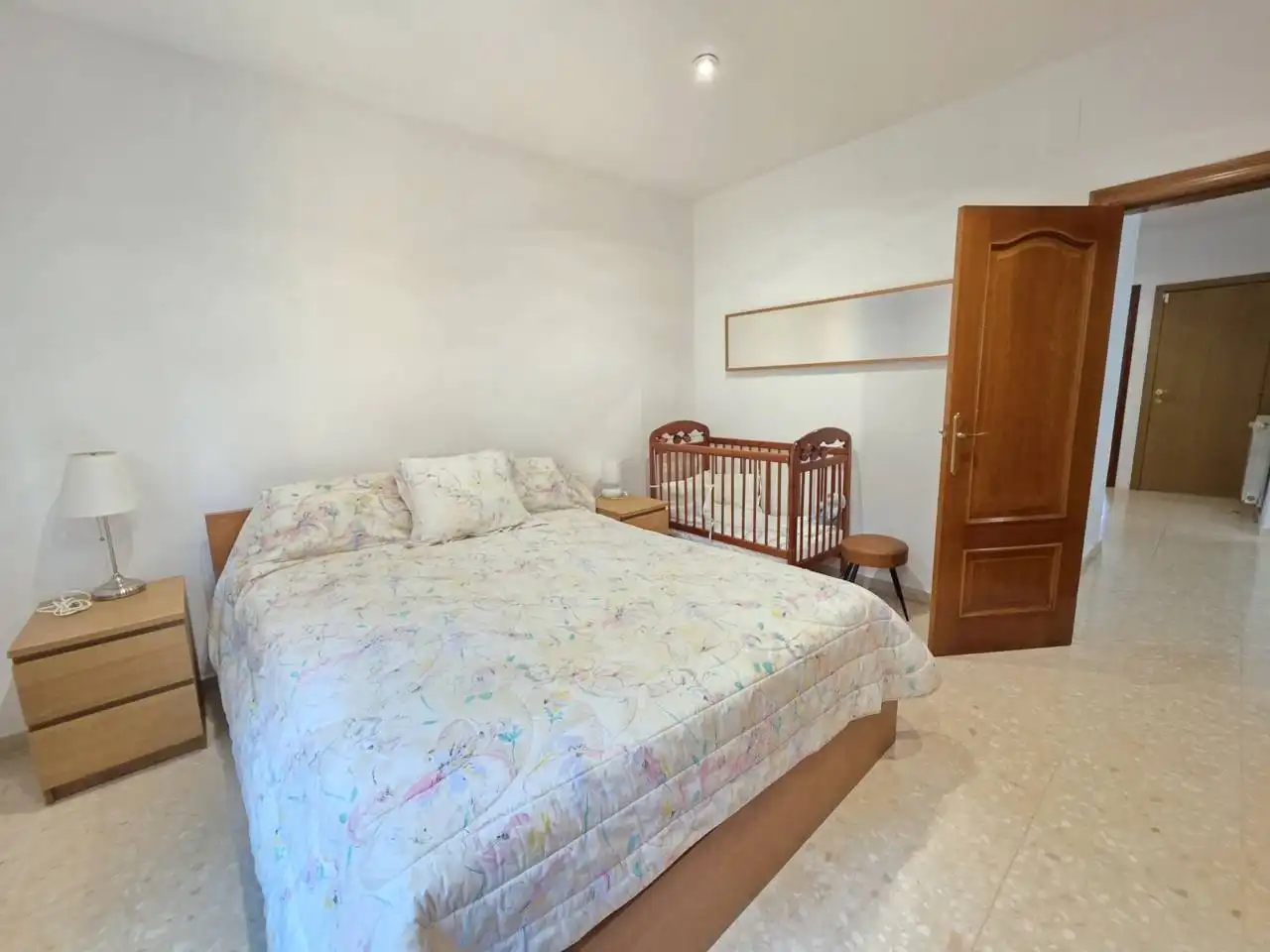 Habitación de Casa o chalet en venta en Montcada i Reixac con Aire acondicionado, Calefacción y Jardín privado