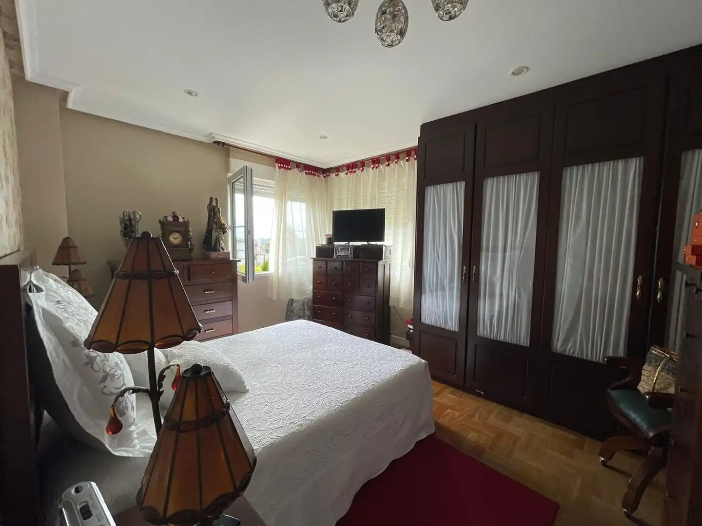 Habitación de Casa o chalet de alquiler en Gijón  con Calefacción, Terraza y Trastero