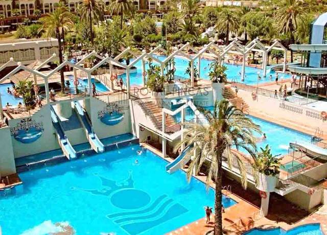 Piso en Venta en Avenida del Parque en Parque de la Paloma