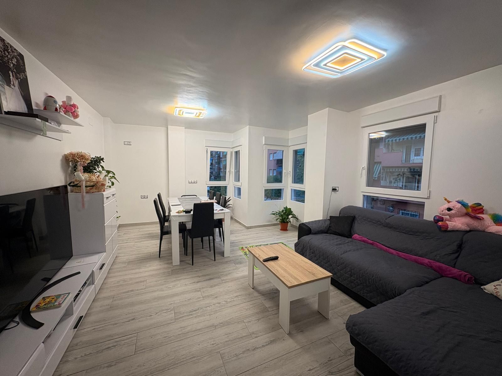 Sala d'estar de Pis en venda en Alcoy / Alcoi amb Traster i Moblat