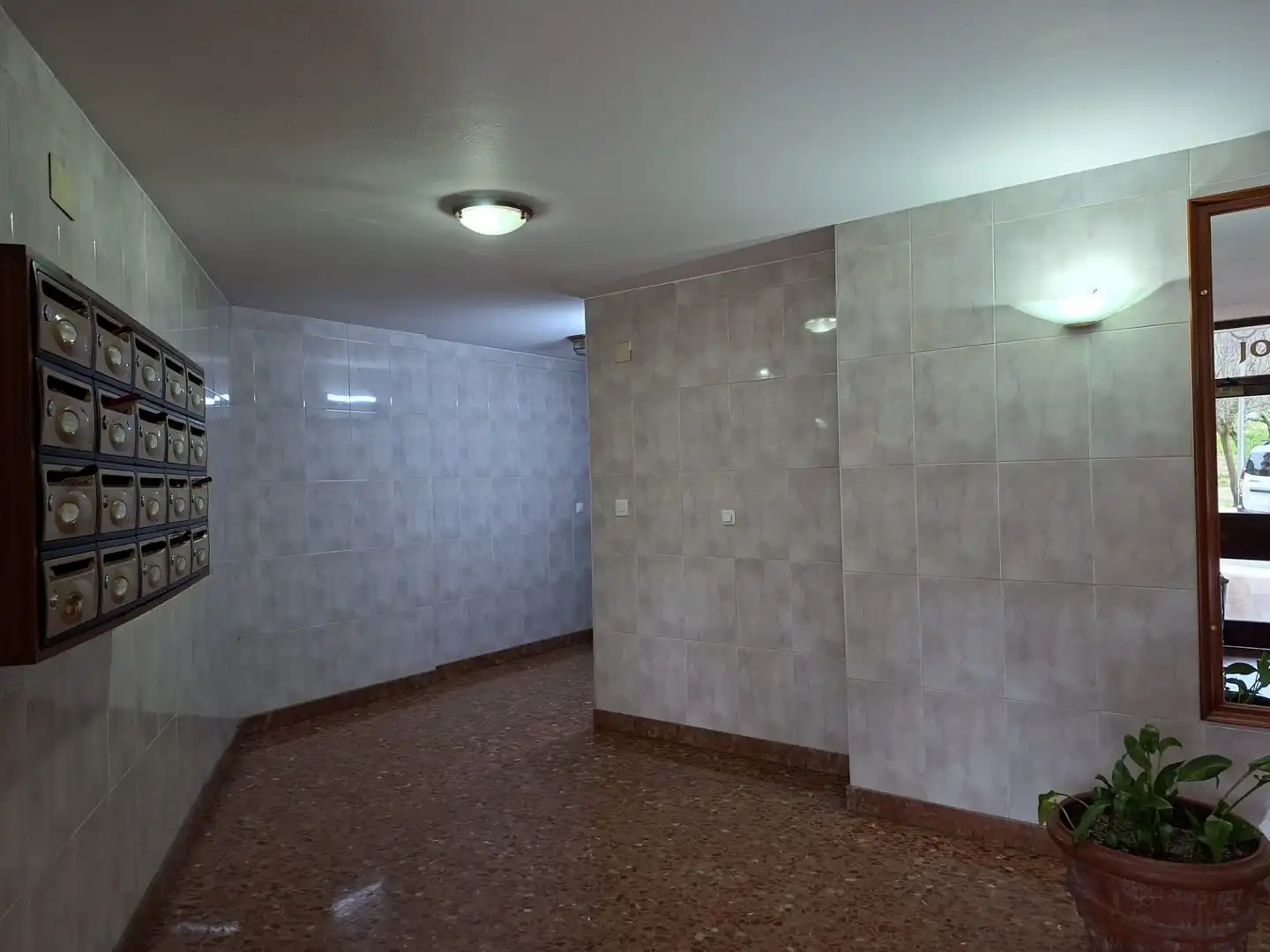 Piso en venta en Torrelavega  con Calefacción, Trastero y Balcón