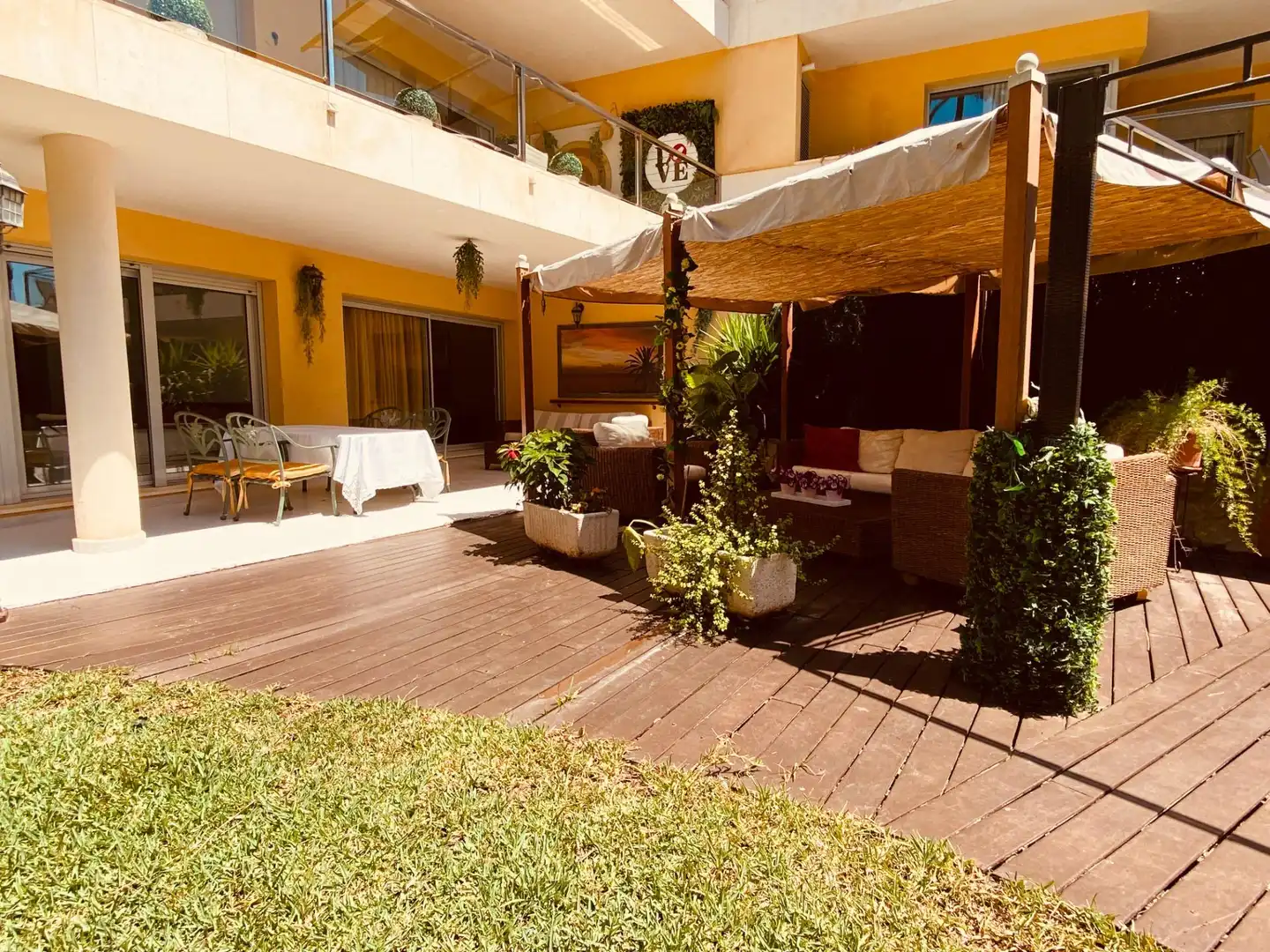 Terrassa de Planta baixa en venda en Calvià amb Aire condicionat, Calefacció i Jardí privat