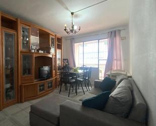 Living room of Flat for sale in Parla  with Heating, Terrace and Storage room