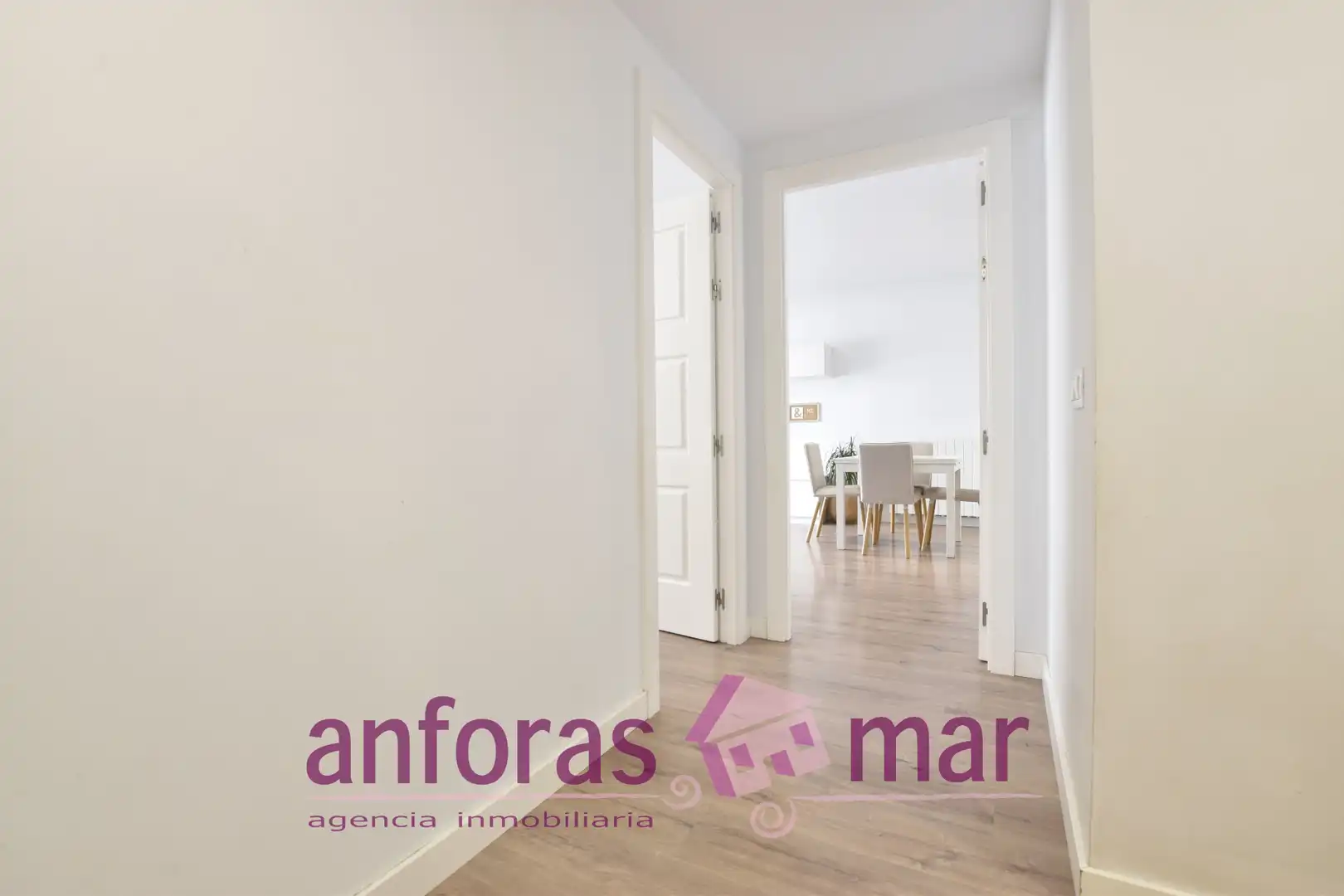 Wohnung zum Verkauf in Torredembarra mit Klimaanlage, Heizung und Terrasse