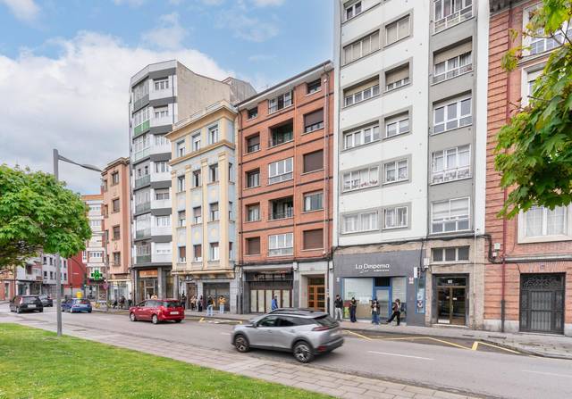 Piso en Venta en Calle LLANO PONTE, 28 en Centro