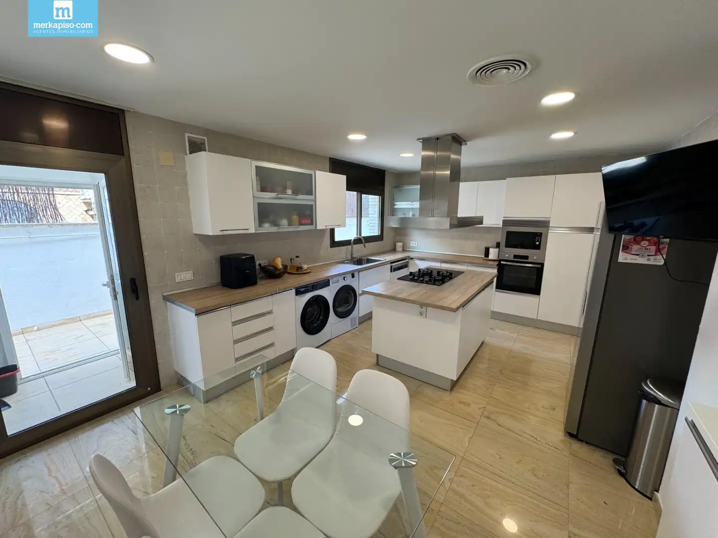 Cocina de Casa o chalet en venta en Calafell con Aire acondicionado, Calefacción y Jardín privado