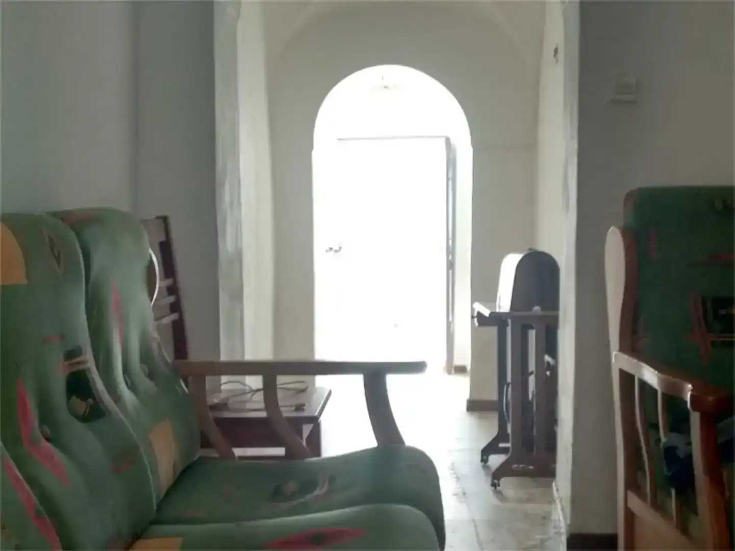Casa adosada en venta en Feria con Trastero, Lavadora y Microondas