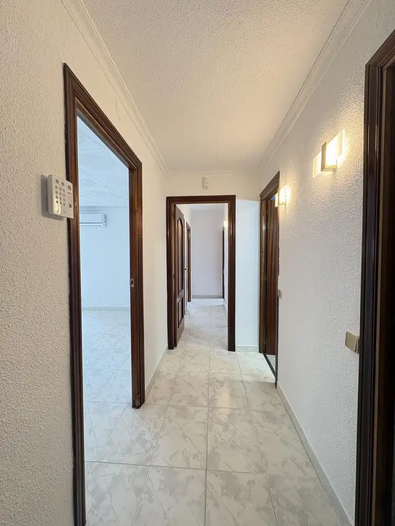 Wohnung zur Miete in Madrid mit Klimaanlage, Heizung und Abstellraum