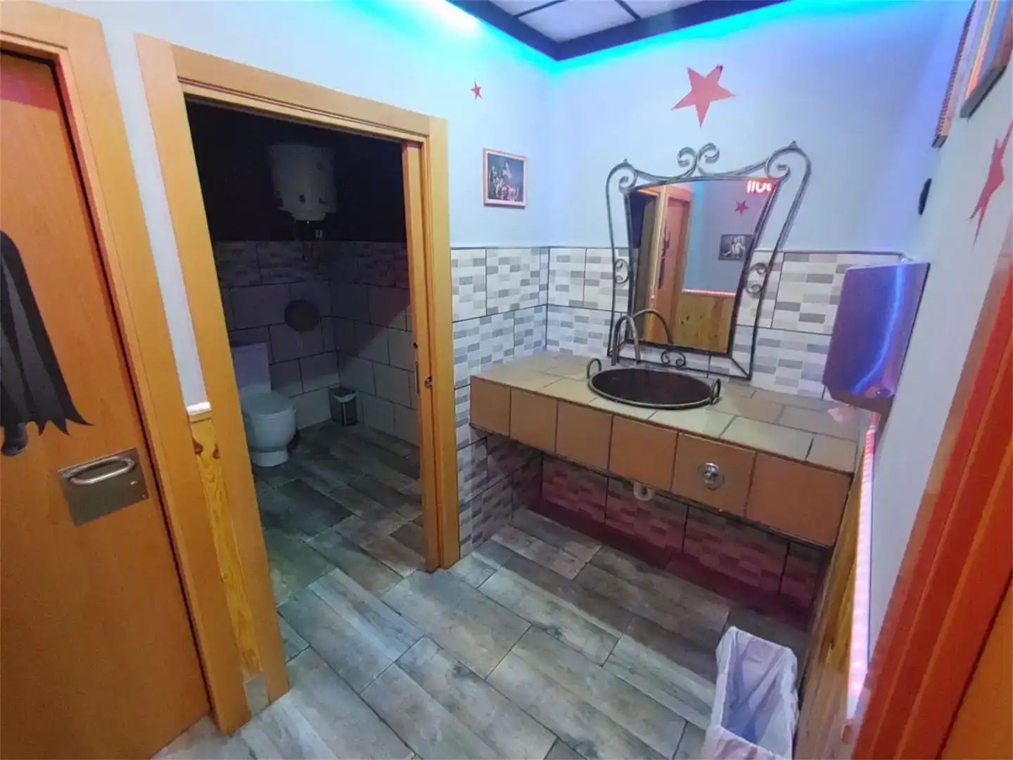 Bany de Casa adosada en venda en Vilallonga / Villalonga amb Aire condicionat i Balcó