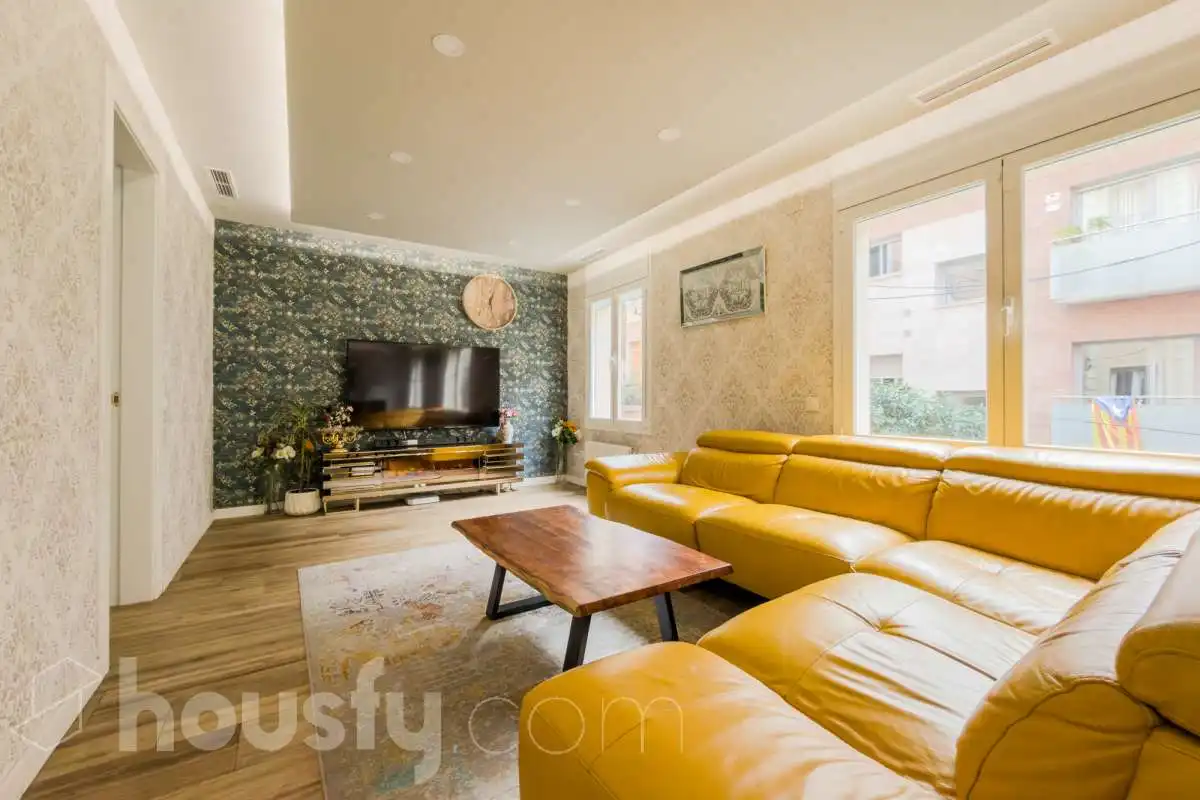 Piso en venta en CL CORONEL SANFELIU, El Clot