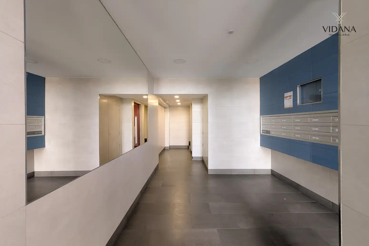 Piso en venta en  Pamplona / Iruña con Calefacción, Parquet y Terraza