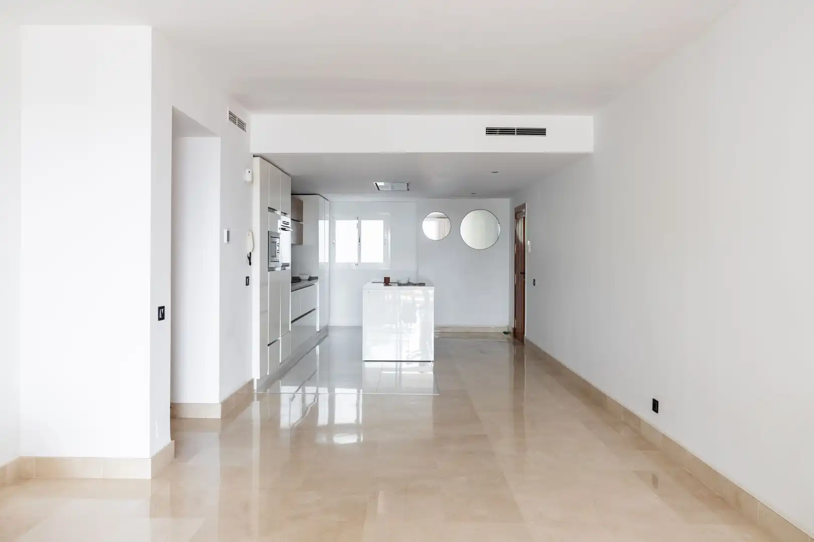 Apartament amb terrassa en venda a Nueva Andalucía, imagen 10