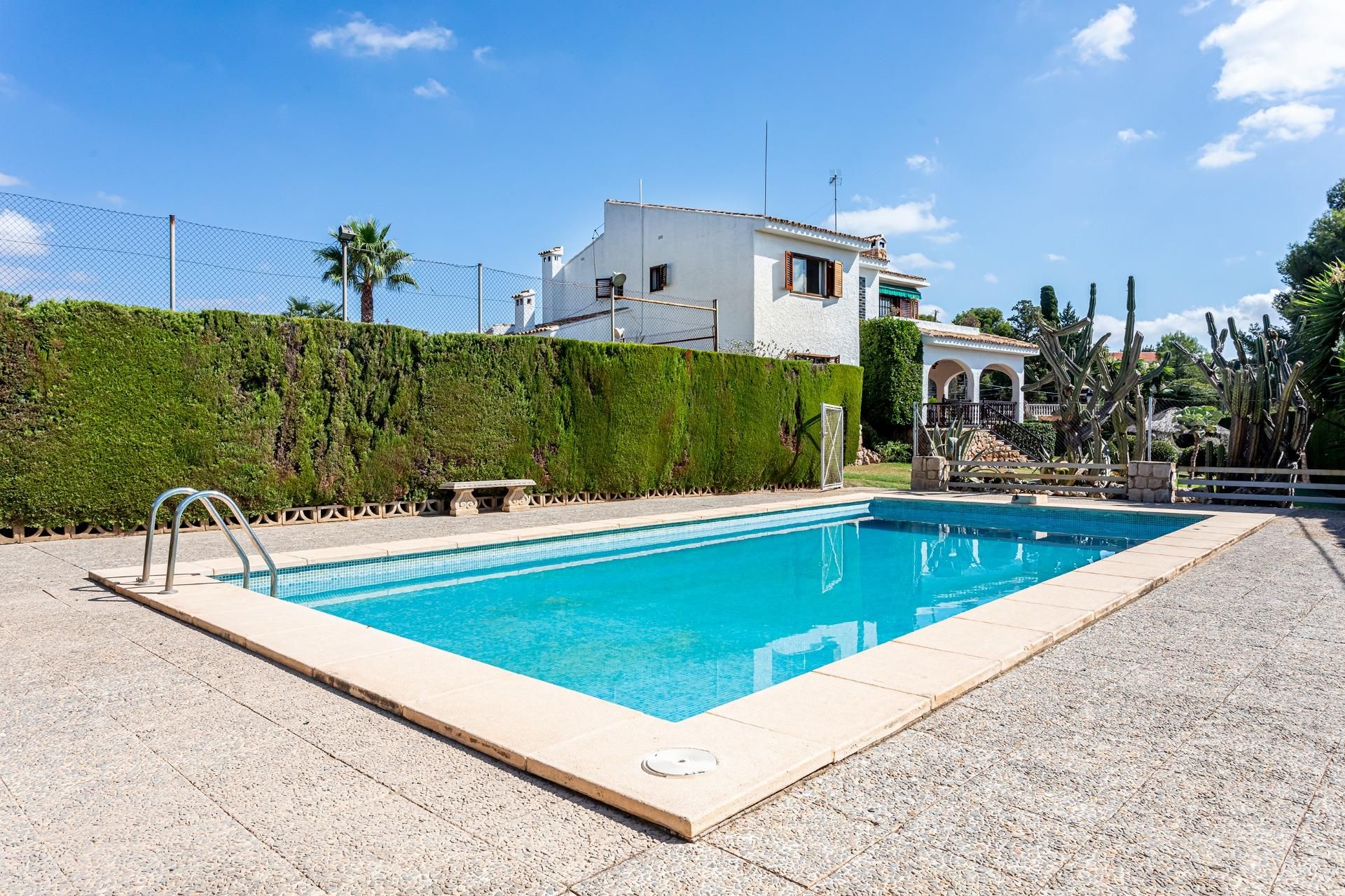 Piscina de Casa o xalet en venda en Torrent amb Jardí privat i Terrassa