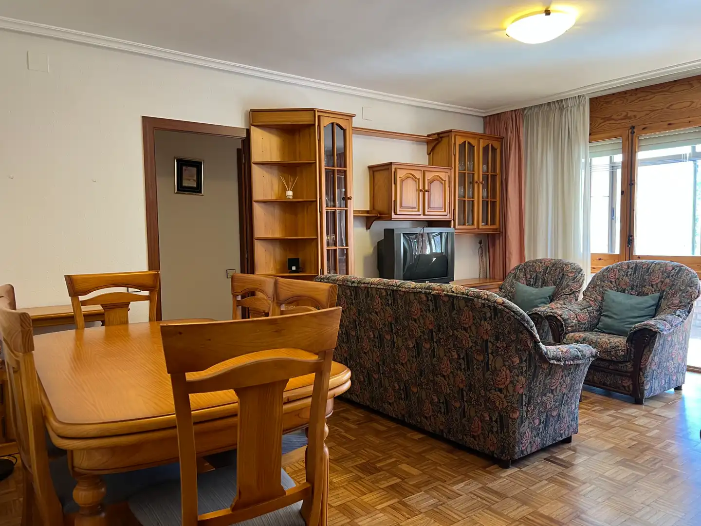 Living room of Flat for sale in Jaca  with Heating, Storage room and Furnished
