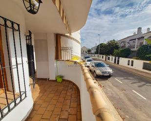 Vista exterior de Apartament de lloguer en Pilar de la Horadada amb Aire condicionat i Balcó