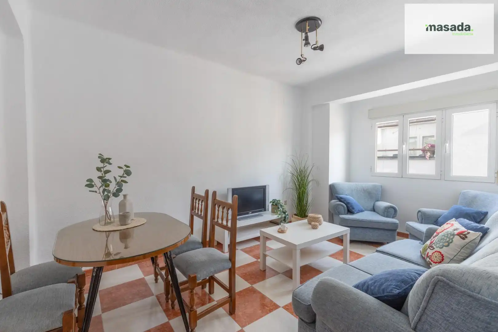 Sala de estar de Piso en venta en Granada con Terraza y Amueblado