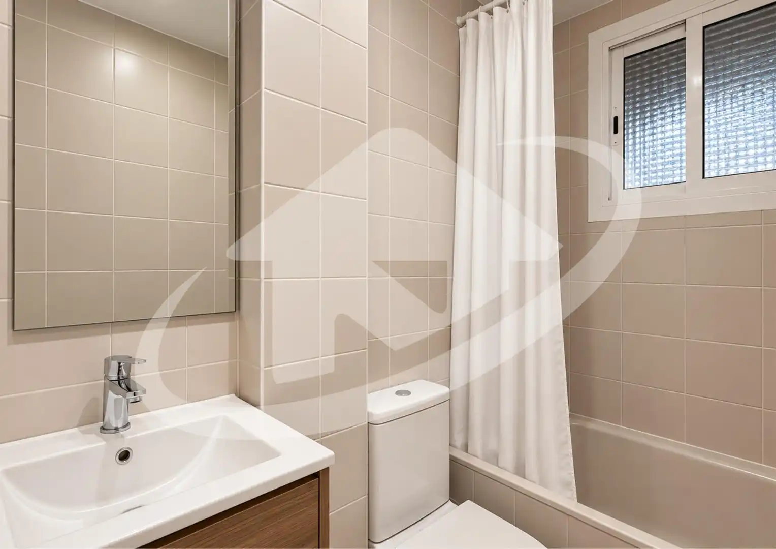 Bathroom of Flat for sale in Sabadell  with Heating and Balcony