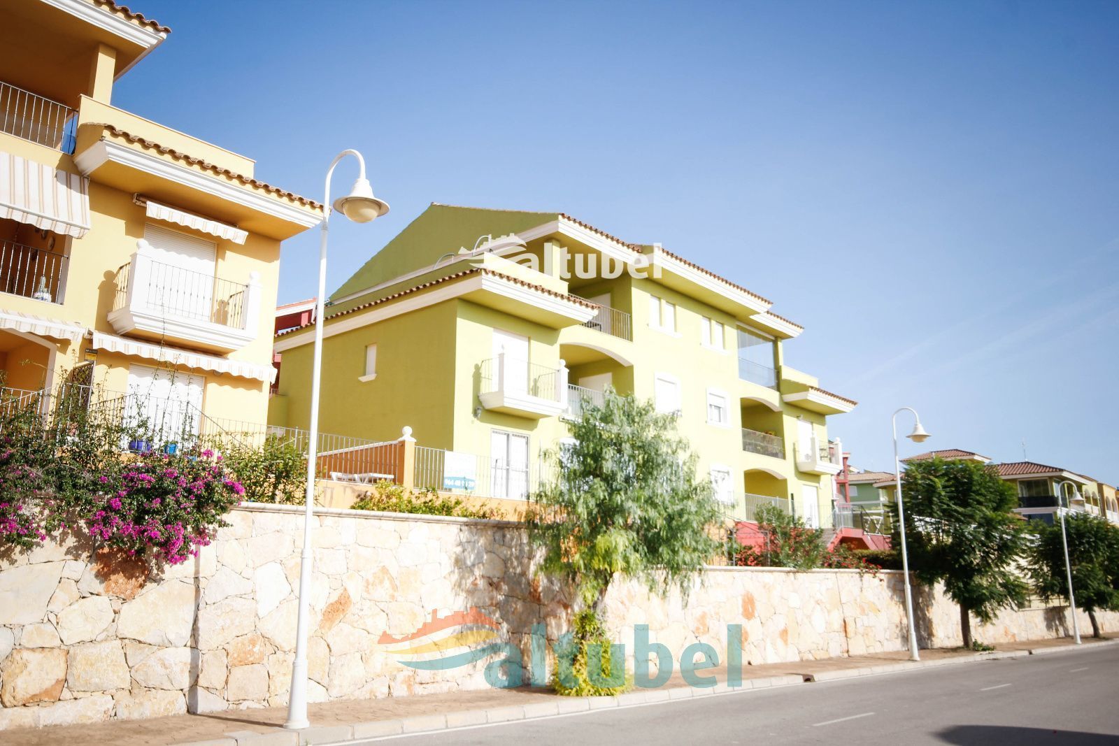 Vista exterior de Dúplex en venda en Peñíscola / Peníscola amb Aire condicionat, Terrassa i Piscina