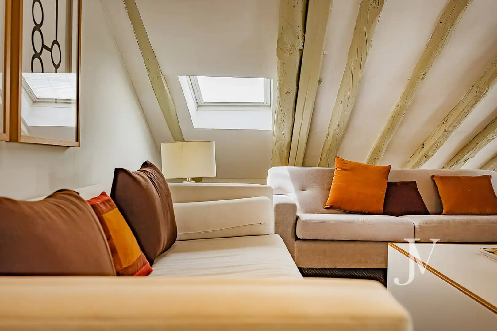 Wohnzimmer von Dachboden zur Miete in Madrid mit Klimaanlage, Heizung und Möbliert