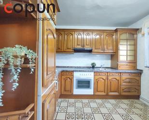 Kitchen of Flat for sale in Oviedo   with Heating