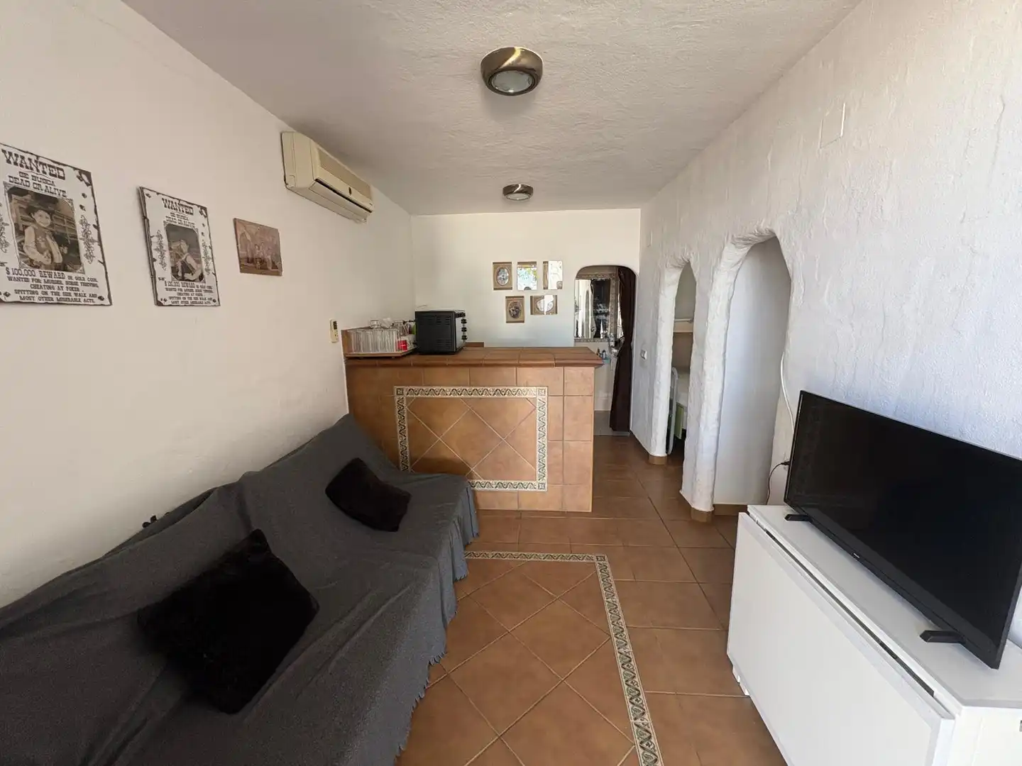Sala d'estar de Finca rústica en venda en Sanlúcar de Barrameda amb Aire condicionat, Jardí privat i Terrassa