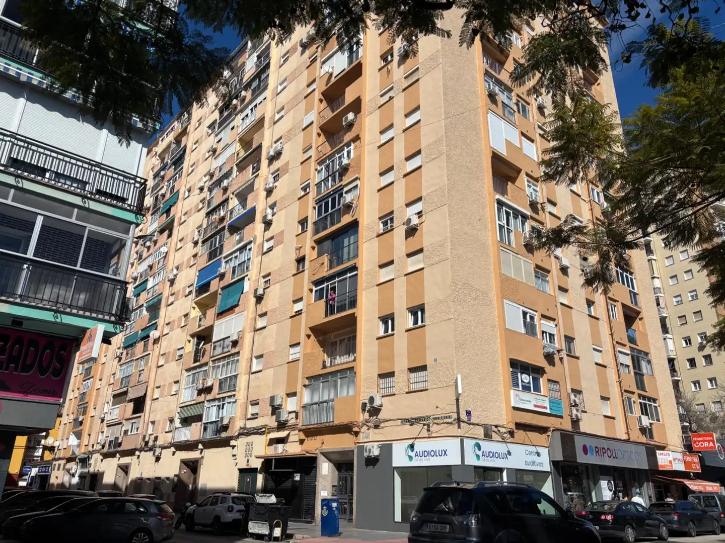 Apartament en venda a Parque Ayala - Jardín de la Abadía - Huelín