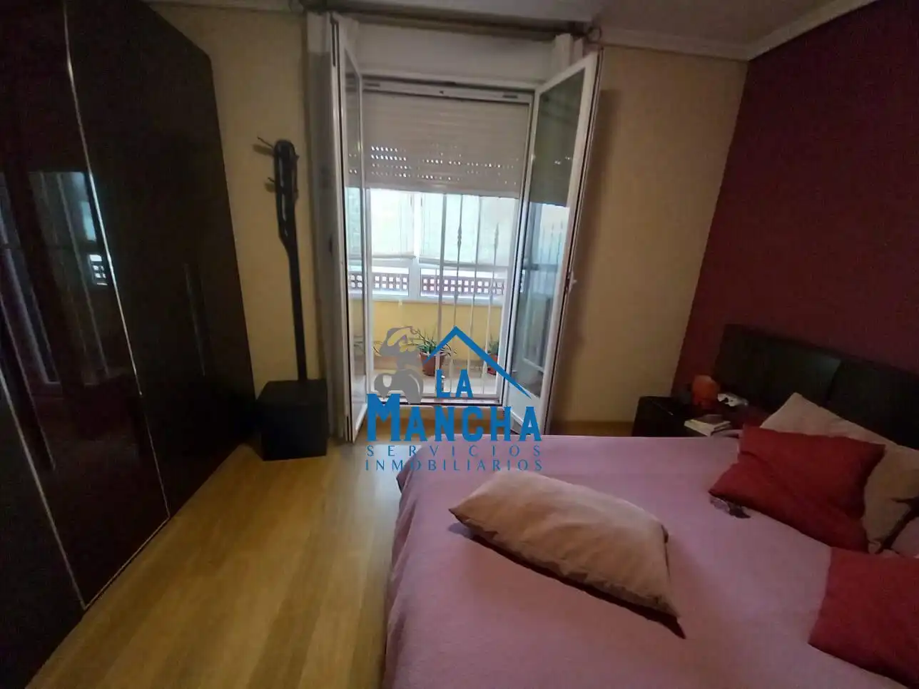 Schlafzimmer von Einfamilien-Reihenhaus zum Verkauf in La Gineta mit Abstellraum und Schwimmbad