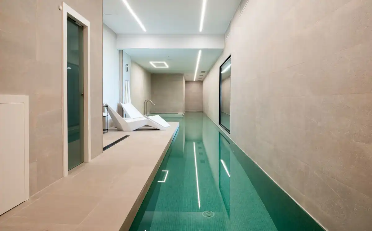 Piscina de Casa o xalet en venda en Benahavís amb Aire condicionat, Jardí privat i Terrassa