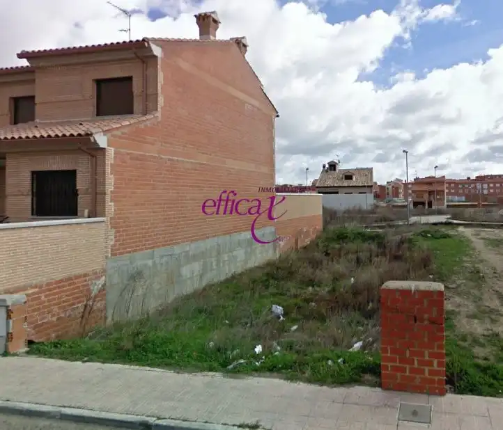 Terreny residencial en venda a Torrijos