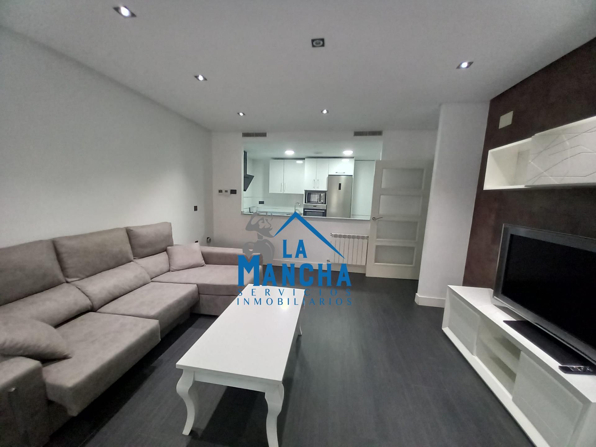 Living room of Flat to rent in  Albacete Capital  with Air Conditioner, Heating and Private garden