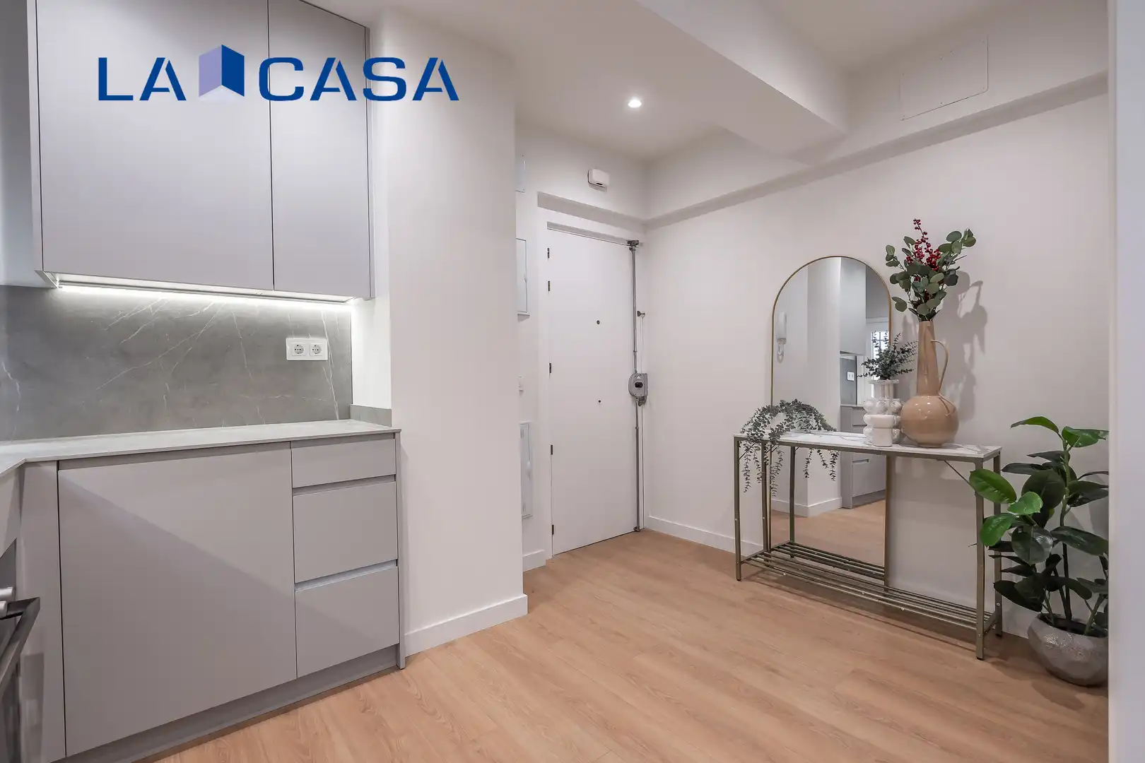 Flat with terrace for sale in Calle ALONSO DEL BARCO, imagen 14