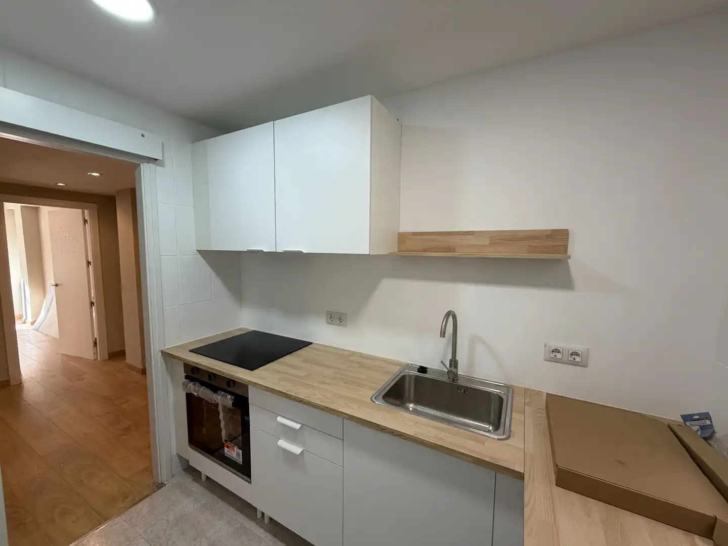 Küche von Wohnung zum Verkauf in Tortosa mit Klimaanlage, Heizung und Terrasse