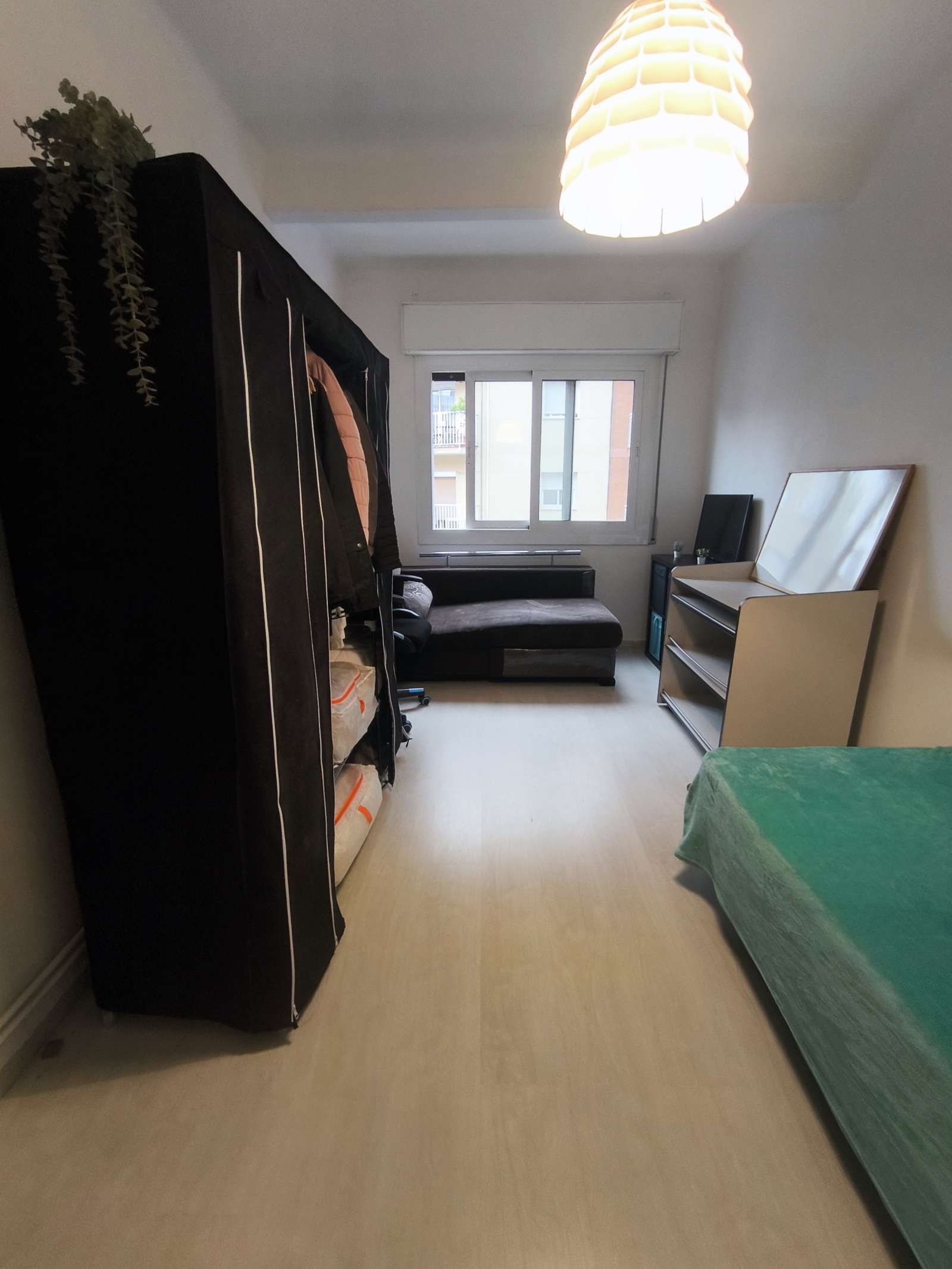 Bedroom of Flat to share in Esplugues de Llobregat  with Air Conditioner, Heating and Terrace