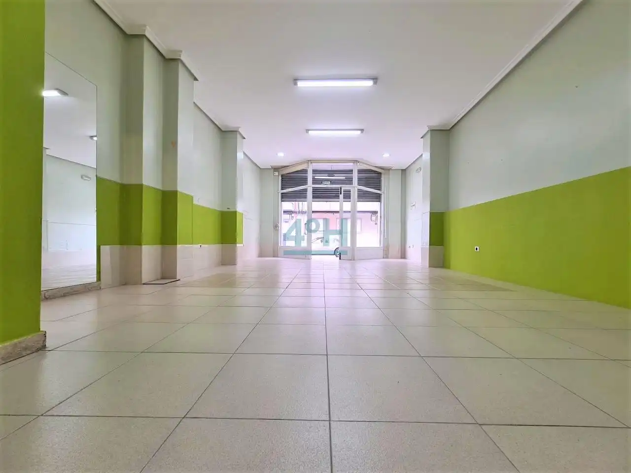 Commercial properties for rent in Ourense Capital 